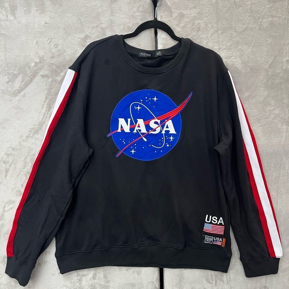 HUDSON | 2X UNISEX CREW NECK NASA SWEATSHIRT | BLACK Embroidered NASA PATCH